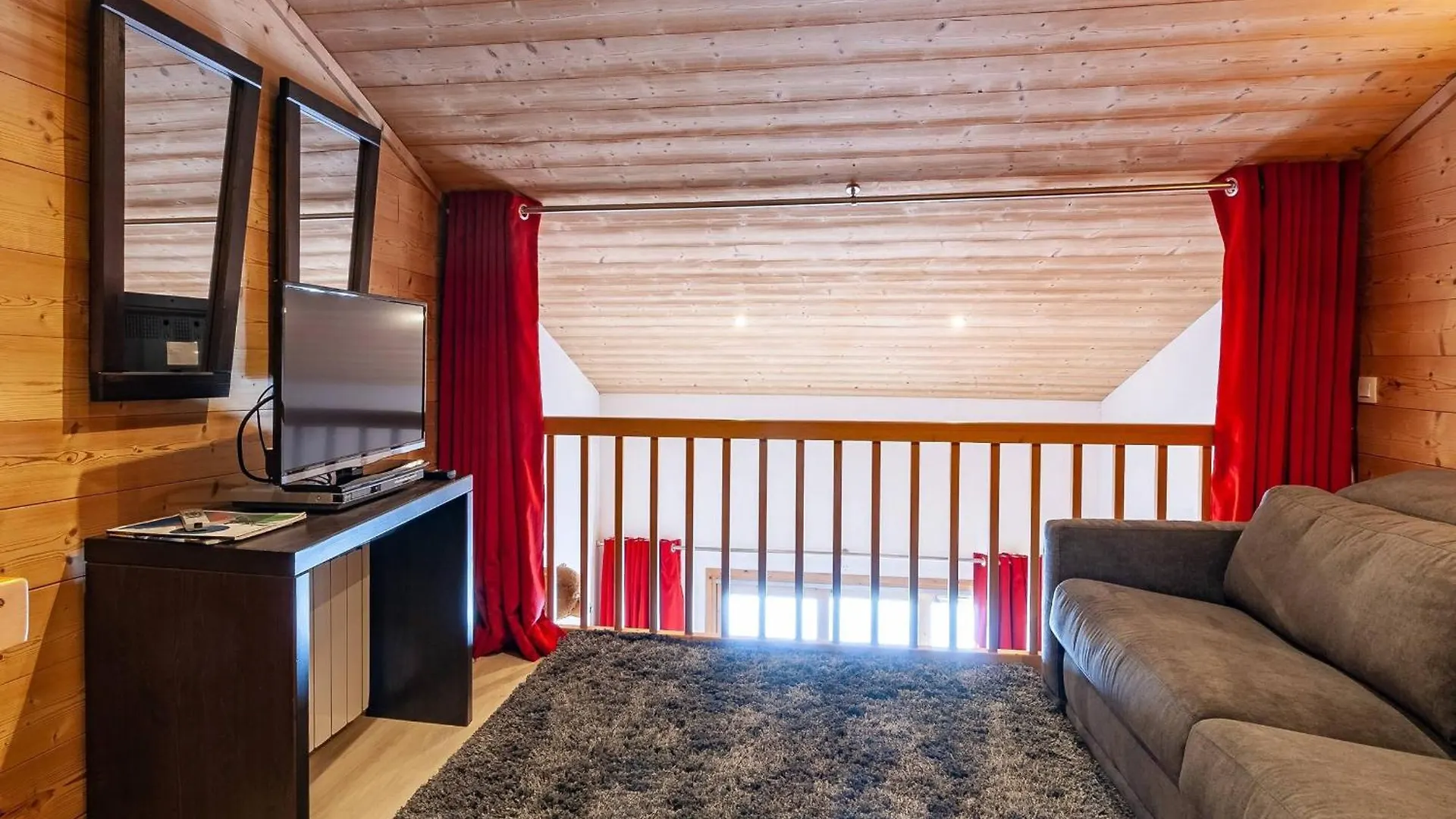 Apartment Charmant Duplex Renove 8 Pers, Balcon Sud, Meribel - Fr-1-355-236 Les Allues